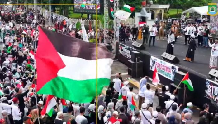 Ketua DPD LPM Kota Tangerang Bersama Ketua Rw O4 Gebang Raya Hadiri Aksi Pembela Palestin