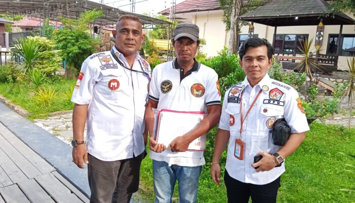 Diduga Lakukan Kriminalisasi Hukum terhadap Warga Samarinda, Lembaga Pemantau Elang Tiga Hambalang Dampingi Pemeriksaan di Polres Kutai Timur