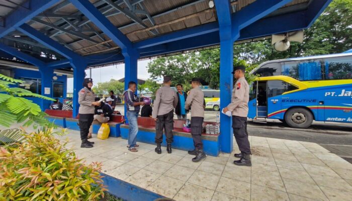 Polresta Pati Sosialisasi Keamanan Arus Balik Lebaran di Terminal Kembang Joyo Pati