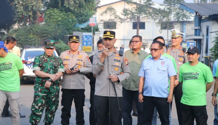 138 Personil Gabungan Kawal Keberangkatan Buruh Tangerang ke Jakarta