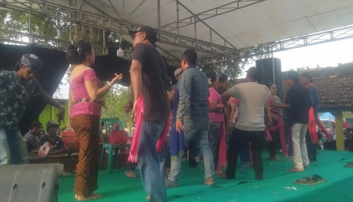 Desa Kropak Kecamatan Winong Pati Gelar Sedekah Bumi dengan Pagelaran Tayub