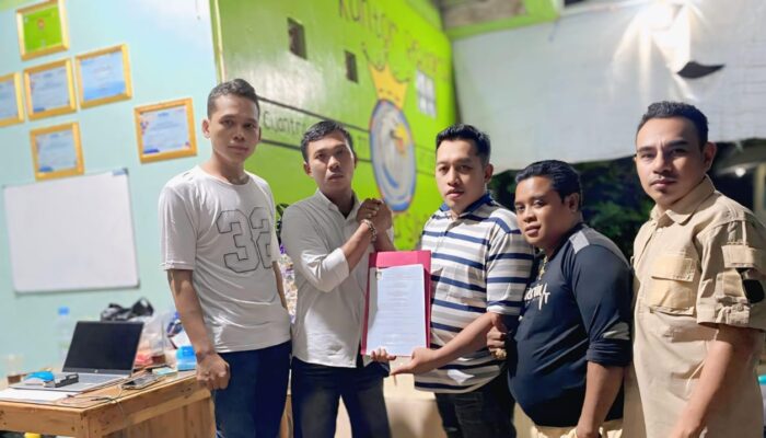 Marully Resmi Terima SK Ketua DPC AKPERSI Kabupaten Tangerang
