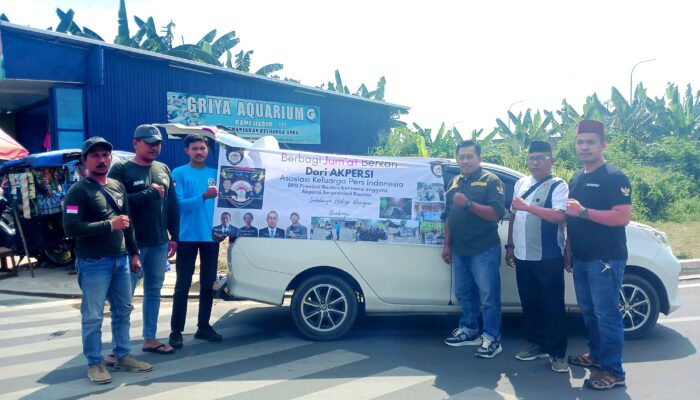 Akpersi Tebar Kepedulian Lewat Program Jumat Berkah di Pagedangan