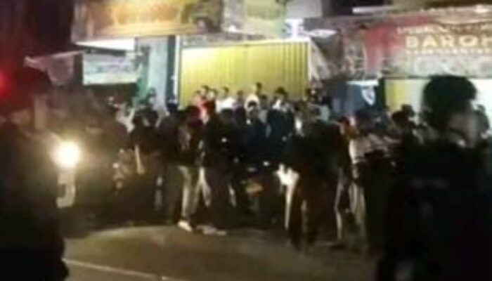 Kecelakaan Hebat Vixion vs Satria FU di Karanganyar Dukuhturi Tegal, Satu Tak Sadarkan Diri.