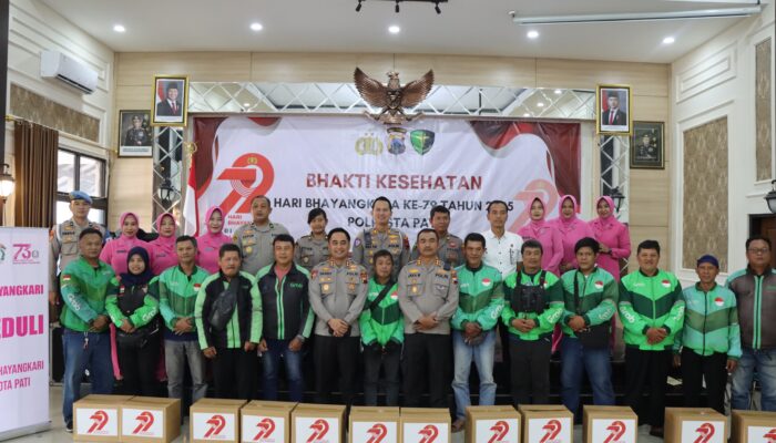 Bhakti Kesehatan Polresta Pati: 82 Kantong Darah dan Layanan Medis Gratis untuk Ojol