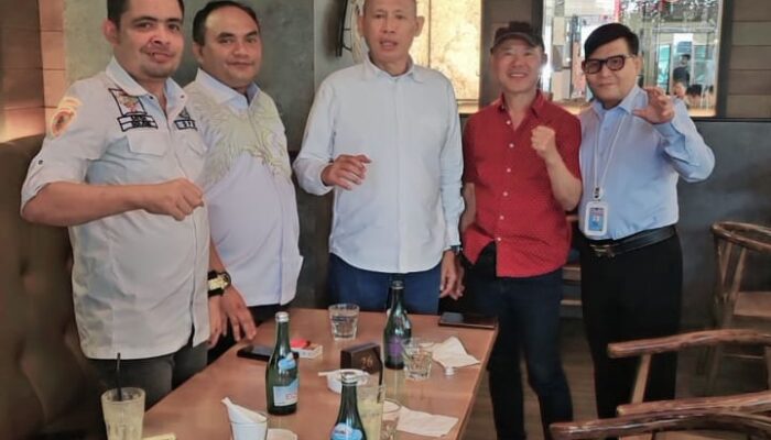 Ketum Elang Tiga Hambalang H. Dedy Safrizal Resmi Angkat Bahar Efendi Pulungan menjadi Nakhoda Lembaga Pemantau di Sumatera Utara