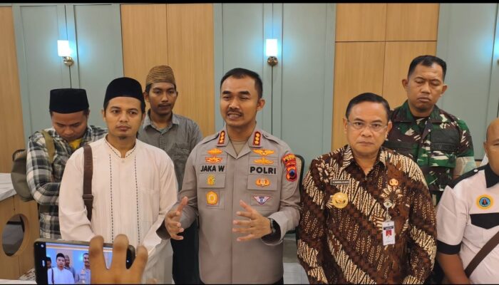Bupati Pati Bertemu Korlap, Rembug Bareng Lahirkan Kesepakatan Pembatalan PBB-P2 250% dan Jam Operasional Sekolah