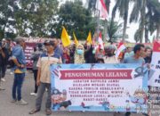 Ratusan Massa Menggelar Aksi_Tolak AKBP Jambi Mat Sanusi Jadi Koni_ Tuntut Mundur Dari Jabatan Polr