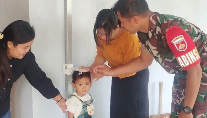 Babinsa Turut Pantau Kesehatan Balita, Sukseskan Posyandu Nusa Indah   
