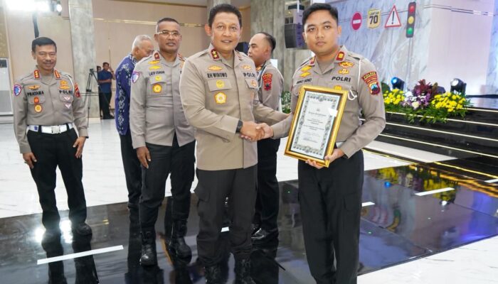 Kapolda Jateng Jadikan HUT Lalu Lintas Bhayangkara ke-70 Momentum Tingkatkan Kualitas Pelayanan Polantas dan Raih Kepercayaan Publik