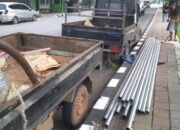 Pemasangan Kabel WiFi MyRepublic di Tepi Jalan Tanpa APD dan Pengawasan, Warga Pertanyakan Keamanan Kerja.