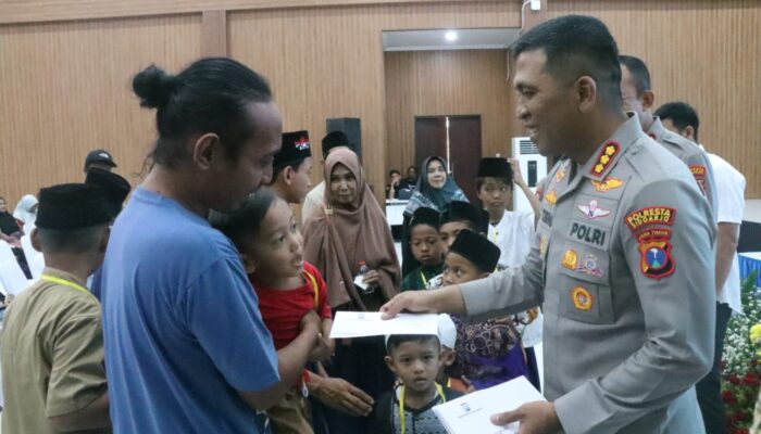 Polri Untuk Masyarakat: Polresta Sidoarjo Gelar Khitan Massal Gratis