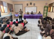 Polsekta Sukolilo Gelar Pembinaan Kamtibmas Untuk Cegah Kenakalan Remaja Dan Tawuran Pelajar