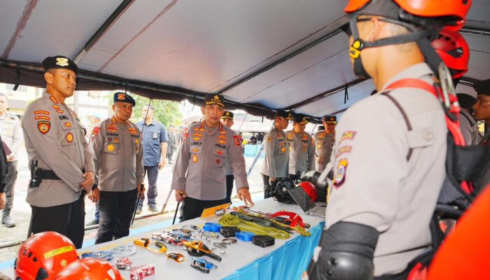 Kapolri Cek Langsung Personel-Sarpras Polda DIY, Pastikan Siap Hadapi Potensi Bencana 