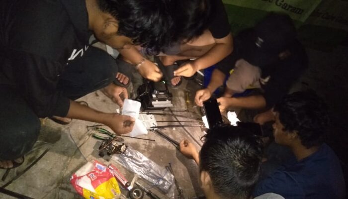 Pekerja Aeon Diduga Abaikan Prosedur K3 Saat Perbaikan Kabel di Tengah Malam