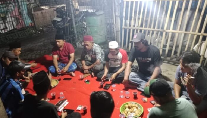 Forum RT/RW Kelurahan Kedaung Wetan Gelar Diskusi Bersama Tokoh Masyarakat, Bahas Pengalihan Jalan Lingkungan. Warga Sepakat Menolak.