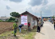 Cooling System Polresta Pati Berhasil, Warga Tambaharjo Tertib Lepas Puluhan Banner di Ruas Jalan Sengketa