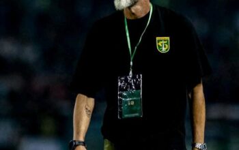 Persebaya Berpisah dengan Eduardo Perez: laga Jadi Dasar Evaluasi, Pengganti Sudah Menunggu Legalitas