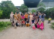 Gotong Royong Bersihkan Lingkungan dan Saluran Air di Kedaung baru