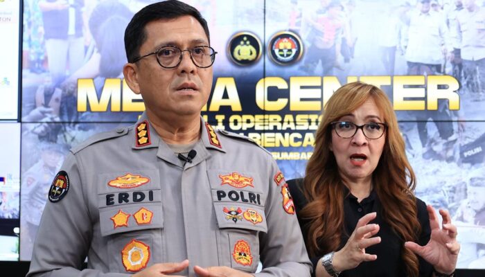 Polri Distribusi Bantuan Polri Capai 159 Ton, 12 Ribu Personel Dikerahkan