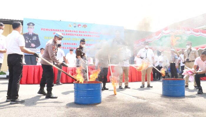 Polres Pelabuhan Tanjung Perak Musnahkan Barang Bukti Narkoba Hasil Ungkap Kasus Sepanjang 2025