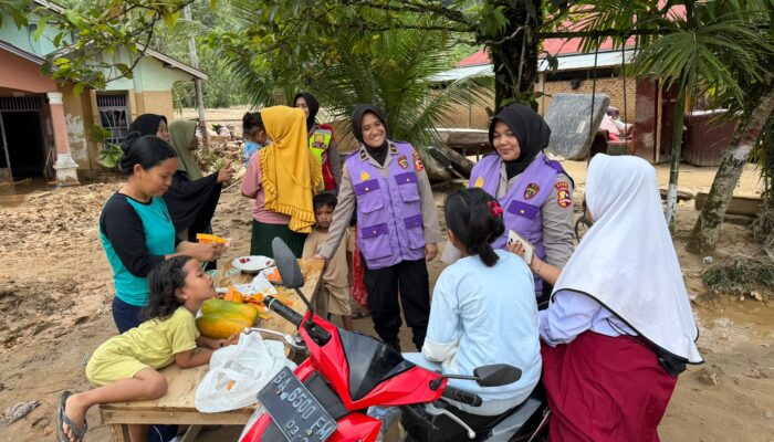 Polri Berikan Pendampingan Psikologis bagi Penyintas dan Personel di Sumbar