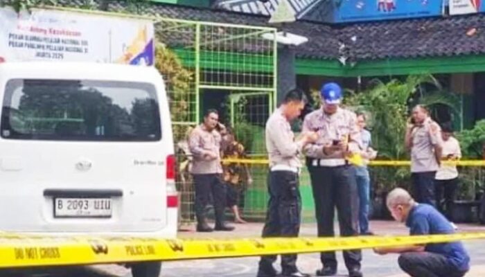mobil blindvan pengangkut makanan MBG nyelonong masuk dan menabrak siswa dan siswi, serta guru SDN 01 Kalibaru, Cilincing