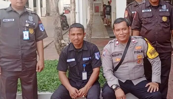 Bhabinkamtibmas Sisir Pasar Anyar, Imbau Pengamanan Diperketat
