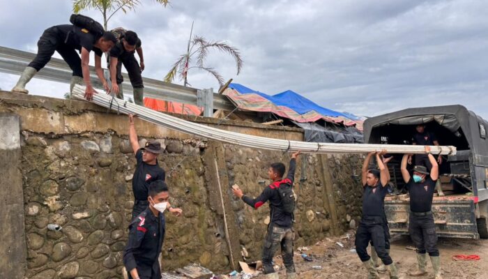 Wujud Kepedulian Nyata untuk Masyarakat, Brimob Polri Bangun MCK Umum di Kuala Simpang, Aceh