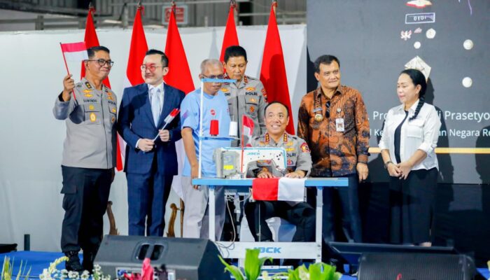 Wakapolri Resmikan Kembali Operasional Pabrik Garmen Wonghang Bersaudara di Pemalang