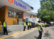 Hadirkan Rasa Aman di Hari Libur, Personel Subsatgas Pam Keramaian Kepolisian Pati Sisir Titik Vital