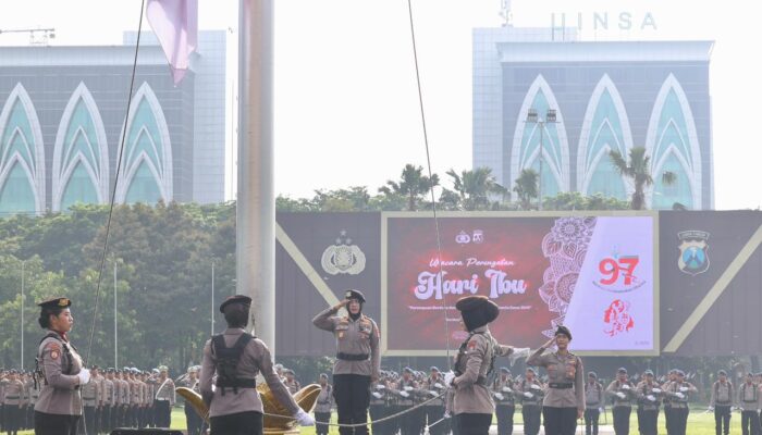 Polda Jatim Peringati Hari Ibu Tekankan Peran Strategis Perempuan Menuju Indonesia Emas 2045