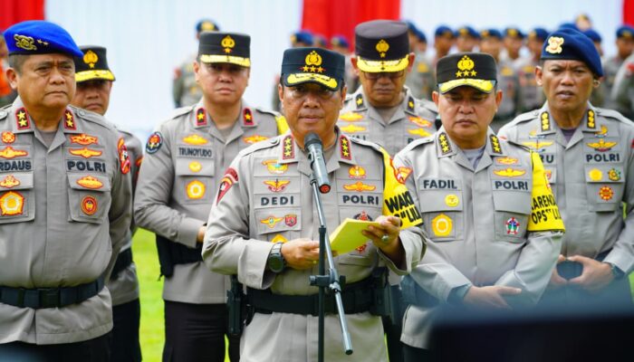 Wakapolri Tegaskan Polri Hadir untuk Kemanusiaan, Perkuat Penanganan Bencana di Tiga Provinsi