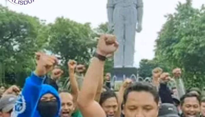 Arek Suroboyo Geruduk Ormas Madas: Surabaya Lawan Premanisme