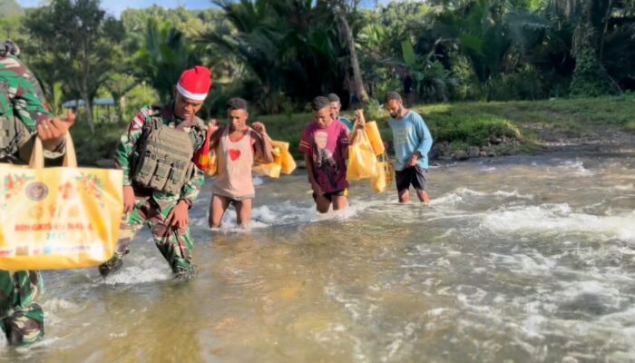 Merajut Kasih Natal Bersama Yonif 121/MK, Cuaca dan Medan ekstrem Tak Menghalangi Pengabdian di Tapal Batas RI–PNG.