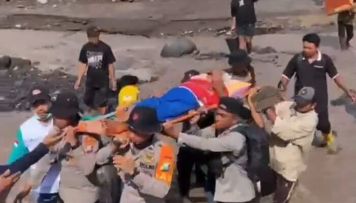 Polri Terus Evakuasi Warga dan Mengamankan Harta Benda di Candipuro: Bergerak Cepat Selamatkan Masyarakat