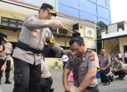 Apresiasi Kinerja Akhir Tahun, 47 Personel Polres Pelabuhan Tanjung Perak Naik Pangkat.