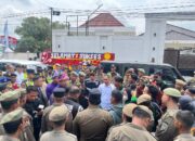 Nyaris Ricuh: HMI OKU Timur Sampaikan Tuntutan Kepada Bupati No 4 Bikin Melongo