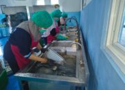 SPPG Polri Distribusikan MBG di Gembong Pati, Ratusan Anak Terima Manfaat