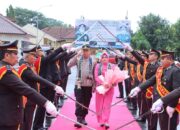 Disambut Tradisi Pedang Pora Meriah, Kapolres Jepara Resmi Berganti ke AKBP Hadi Kristanto