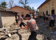 Brimob Hadir Dukung Pemulihan Rumah dan Aktivitas Ibadah Pascabencana Batang Toru
