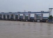 Alarm Pintu Air 10 Berbunyi, Debit Sungai Cisadane Berstatus Waspada