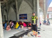 Polsek Sukolilo Gandeng RSUD Soewondo, Warga Terdampak Banjir Dapat Layanan Kesehatan Gratis dan Bansos