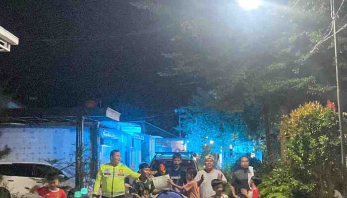 Jaga Kekhusyukan Ramadan, Satlantas Polres Pasuruan Gelar Patroli Sahur dan ‘Gugah-Gugah’ Bareng Warga