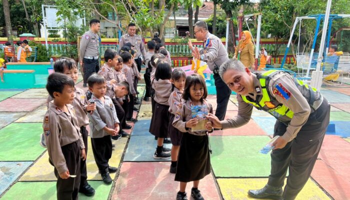 Satlantas Polresta Pati Gelar PSA di TK Kemala Bhayangkari 42 dalam Ops Keselamatan Candi 2026