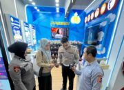 Korlantas Polri Tampilkan ETLE Mobile Handeld di Pameran Kampung Hukum 2026