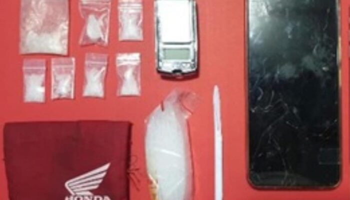 Polres Pelabuhan Tanjung Perak Tangkap Seorang Pengedar Dan Sita 7 Poket Sabu Siap Edar