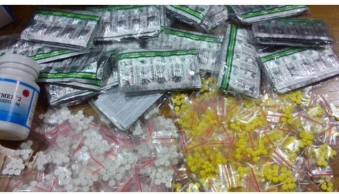 Pengedar Obat Keras Golongan G Diduga Kebal Hukum Di Kawasan Griya Benda Asri, Cicurug