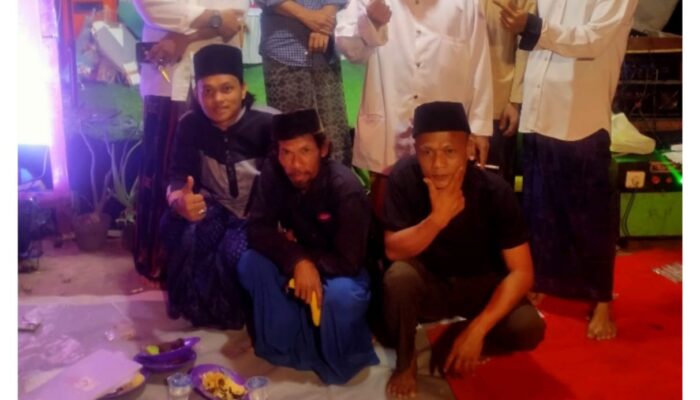 Suasana Haru Warnai Perpisahan Pengajian Rutin di Majelis Taklim Azzaitun