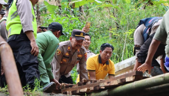 Polresta Pati di Garda Terdepan Bangun Akses Warga, Kapolresta Resmikan Ground Breaking Jembatan Merah Putih Presisi